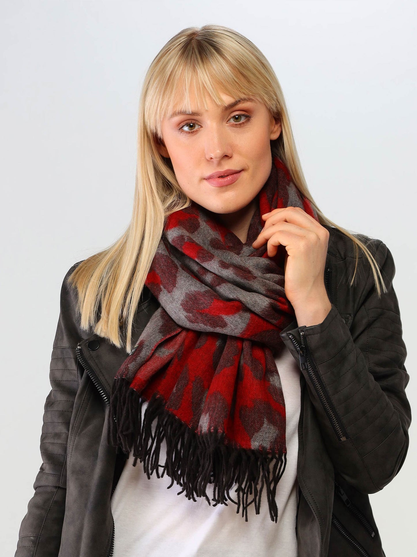 Zweifarbiger Cashmink-Schal mit Leo-Design