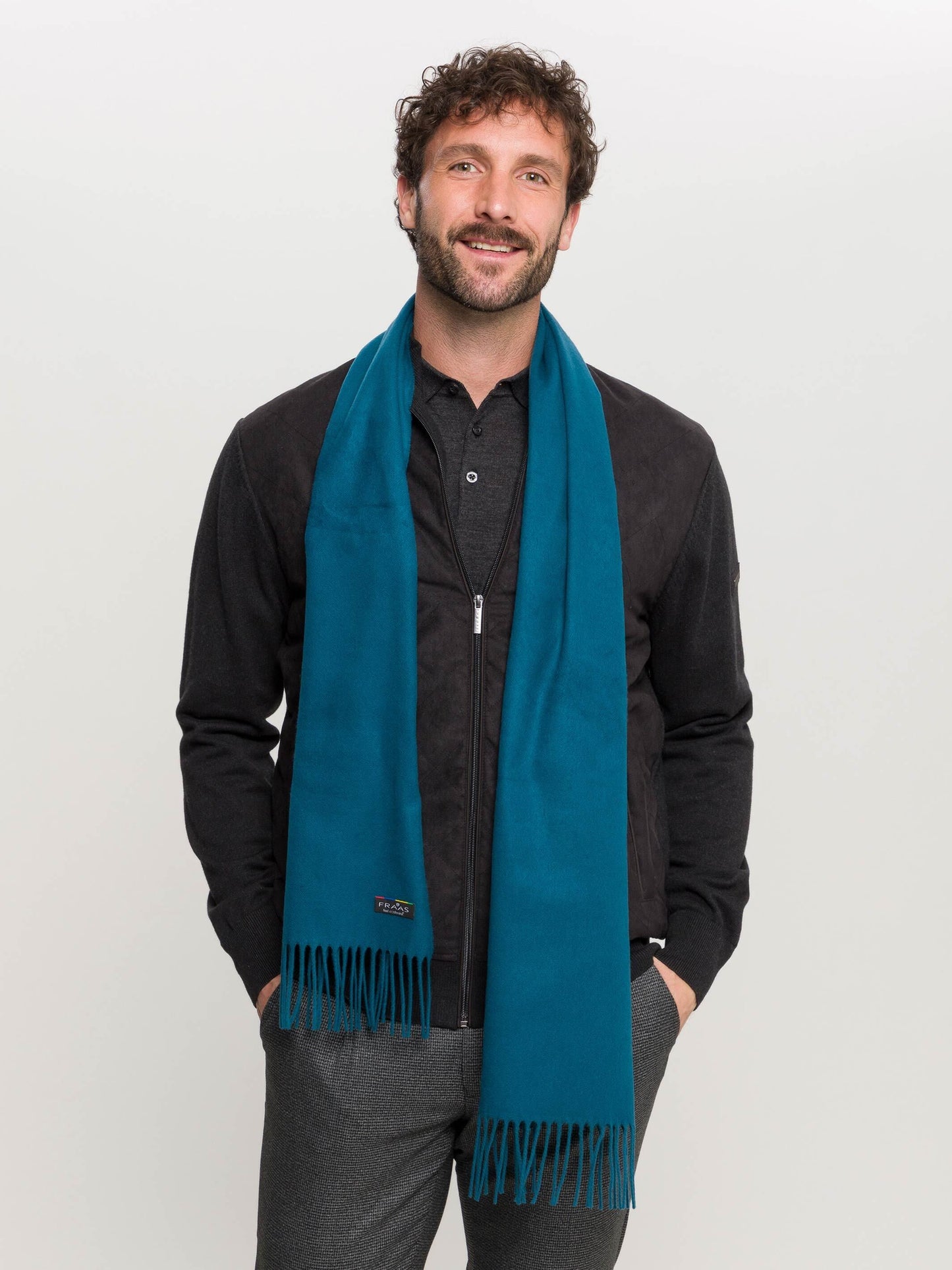 Cashmink-Schal mit Fransen