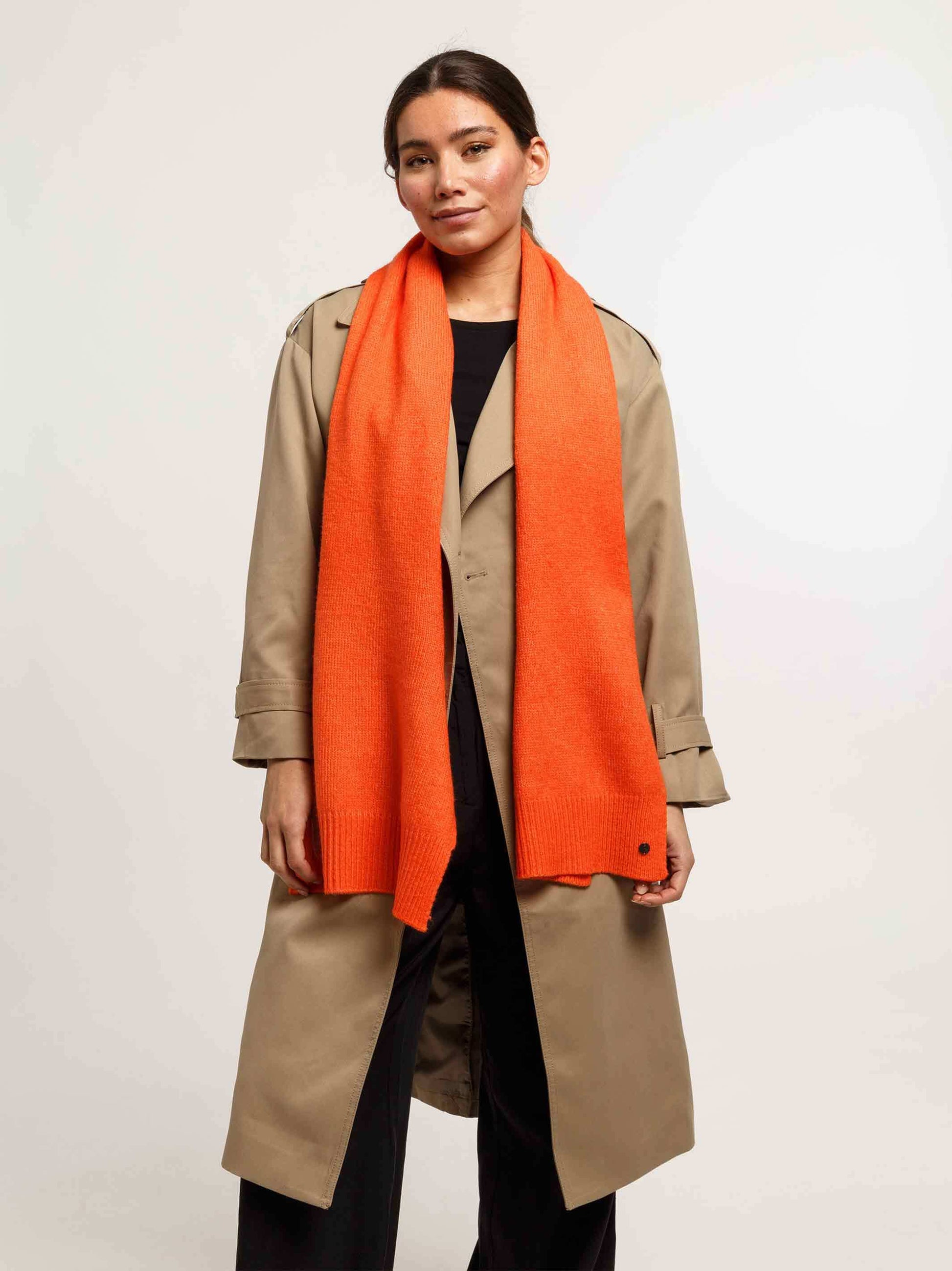 Strickschal in Wollmischung