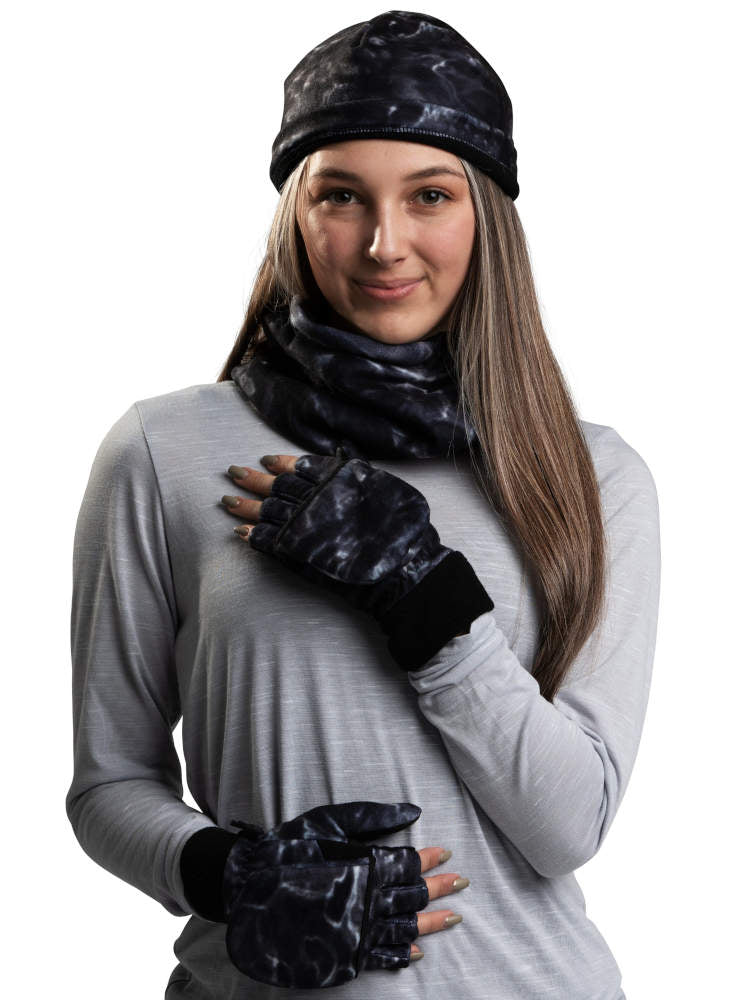 Aqua Design Womens Reversible Polar Fleece Winter Hat, Black Water